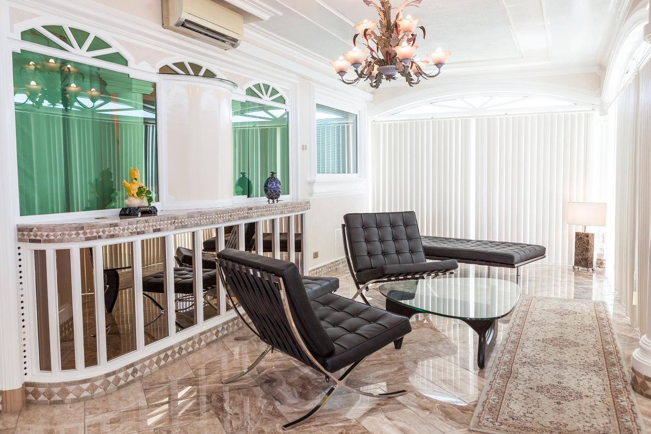 Resort Breakfast At Monaco - Palais Boracay 4*